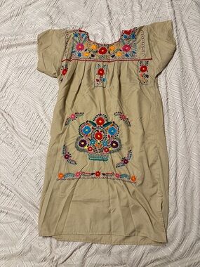 Women’s Embroidered Beige Mexican-Style Dress